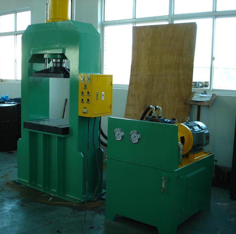 医生掀开奶罩边躁边狠狠躁视频