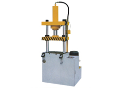 医生掀开奶罩边躁边狠狠躁视频